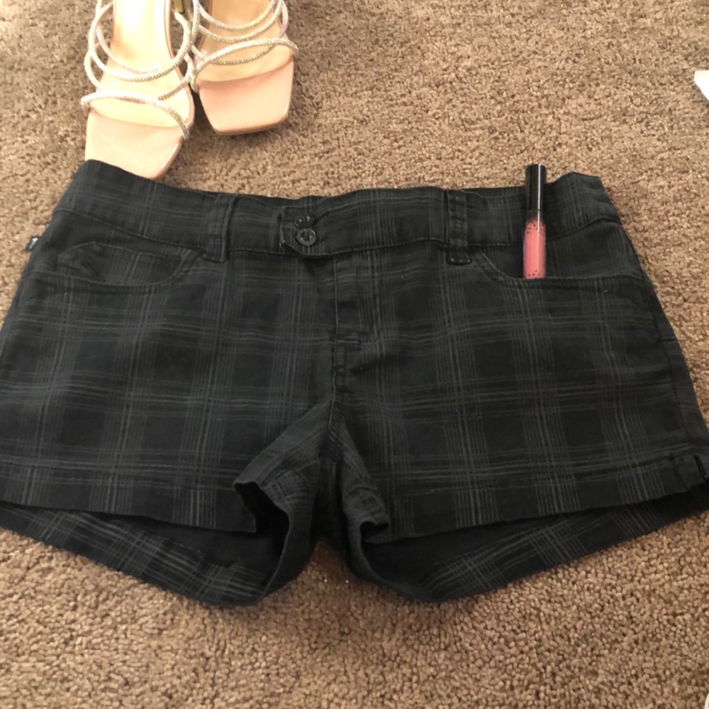 Women’s shorts size 13